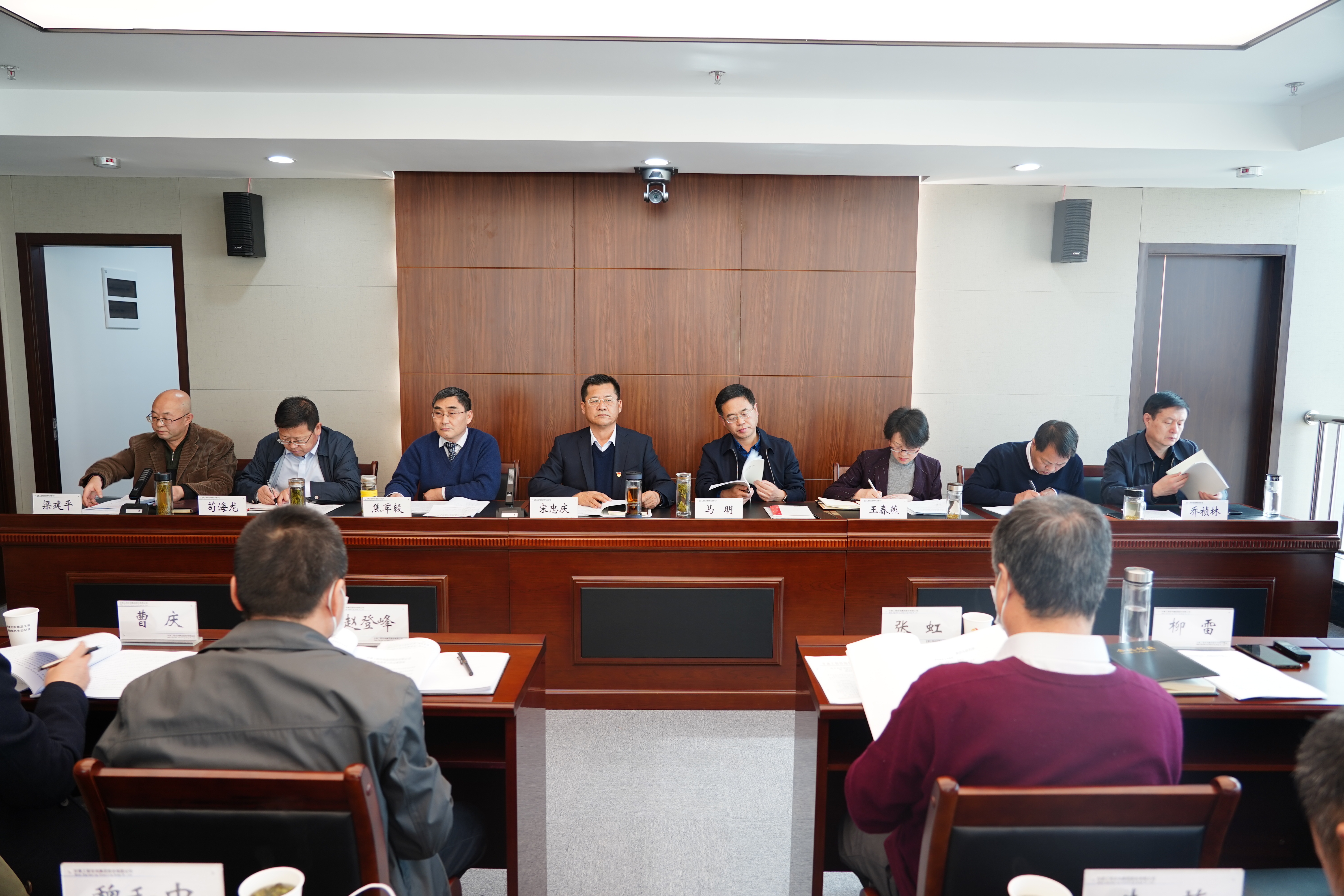 堅(jiān)持問題導(dǎo)向  破解發(fā)展難題 <br/>在深化改革中提升集團(tuán)整體活力和競爭力