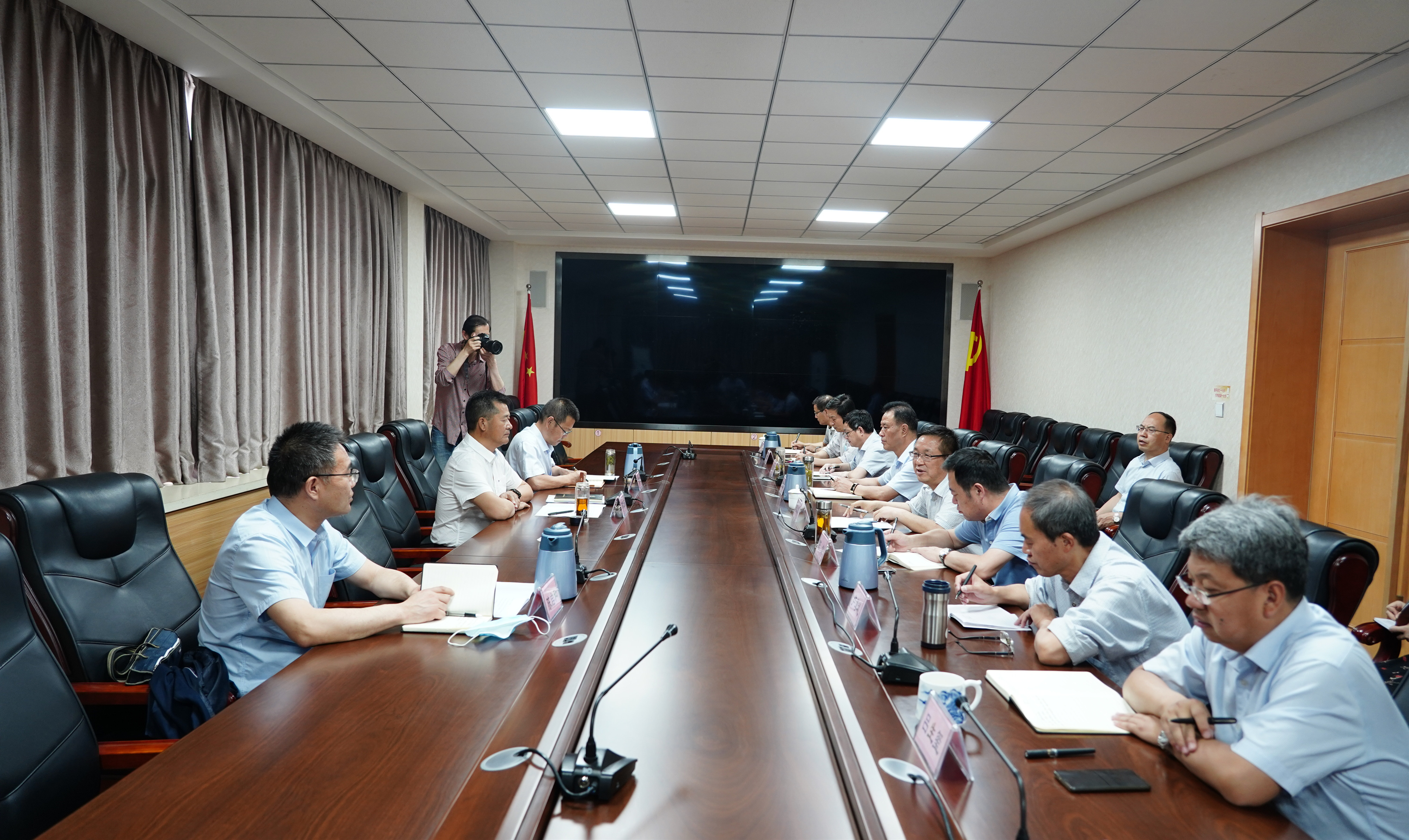 集團股份公司黨委書記、董事長宋忠慶調(diào)研水電設(shè)計院