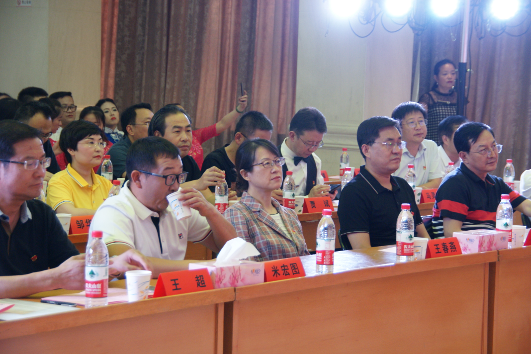 1564803518325004199.png J:集團網(wǎng)站模塊黨群建設(shè)職工風采_0_1_1.png